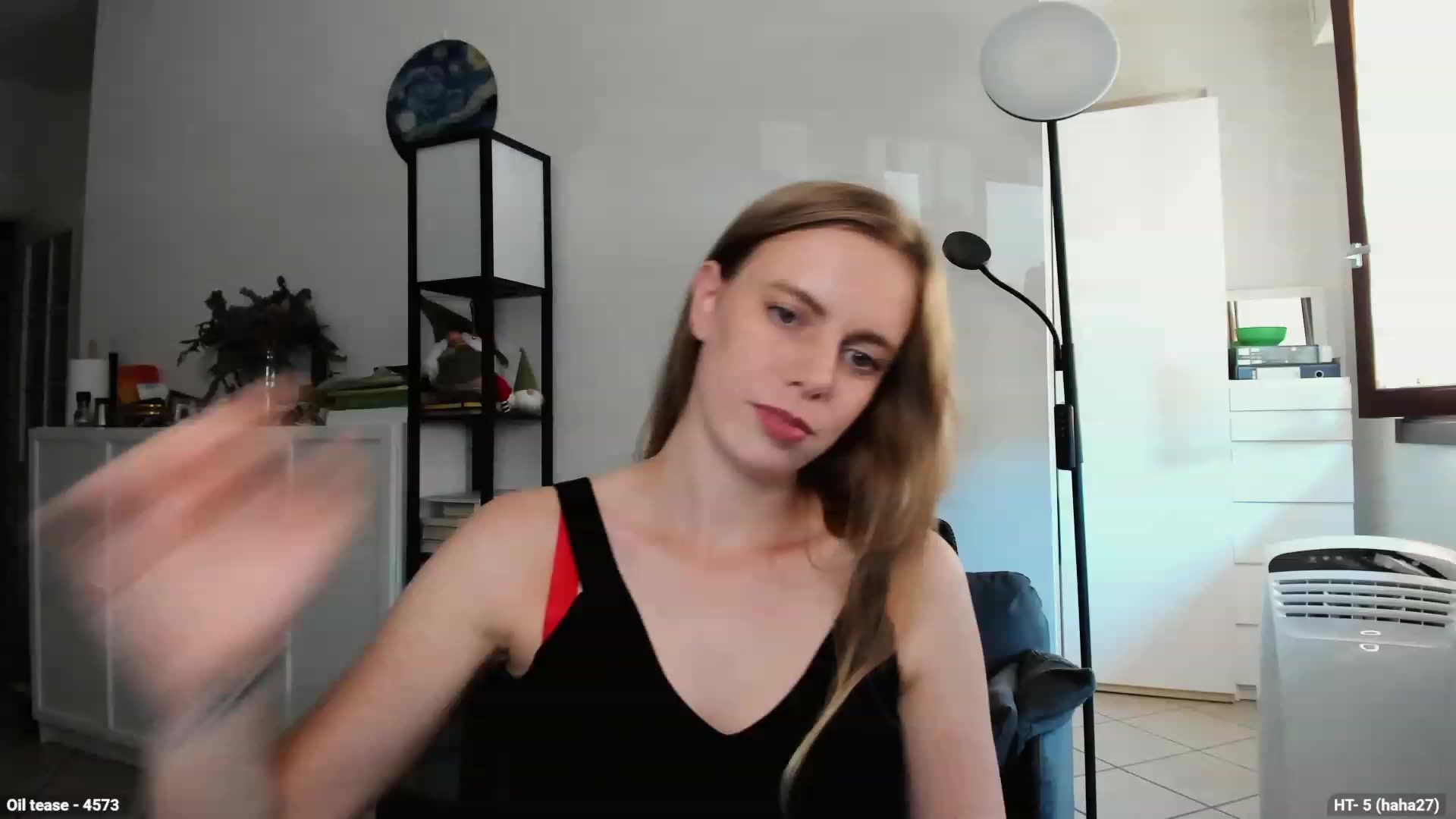 Gallery image thumbnail from Personage's myfreecams stream on, 09/06/2023, 12:09 image 17 of 20