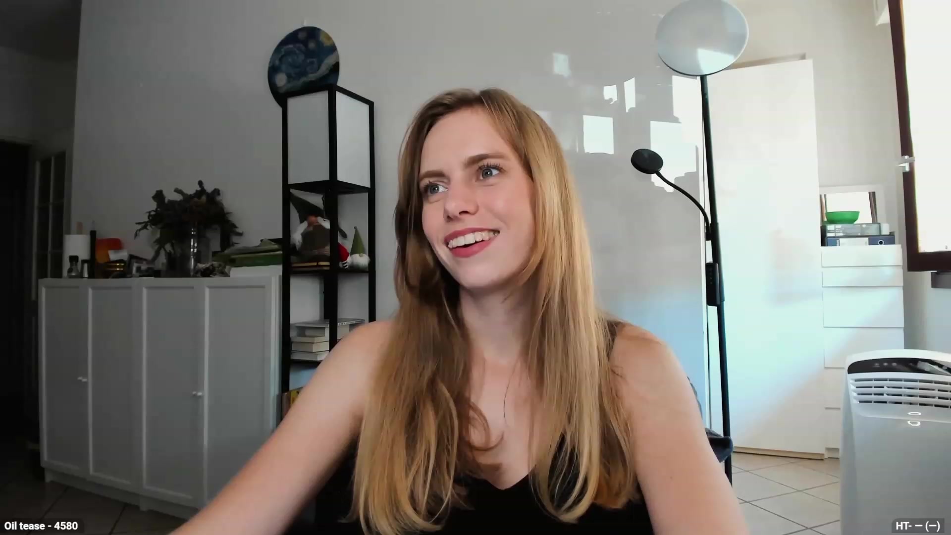 Gallery image thumbnail from Personage's myfreecams stream on, 09/06/2023, 12:09 image 6 of 20