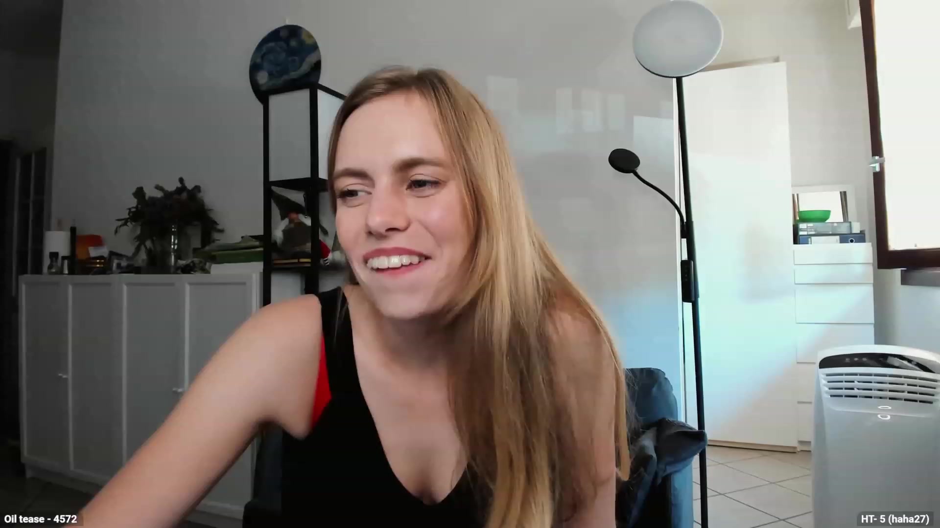 Gallery image thumbnail from Personage's myfreecams stream on, 09/06/2023, 12:09 image 19 of 20