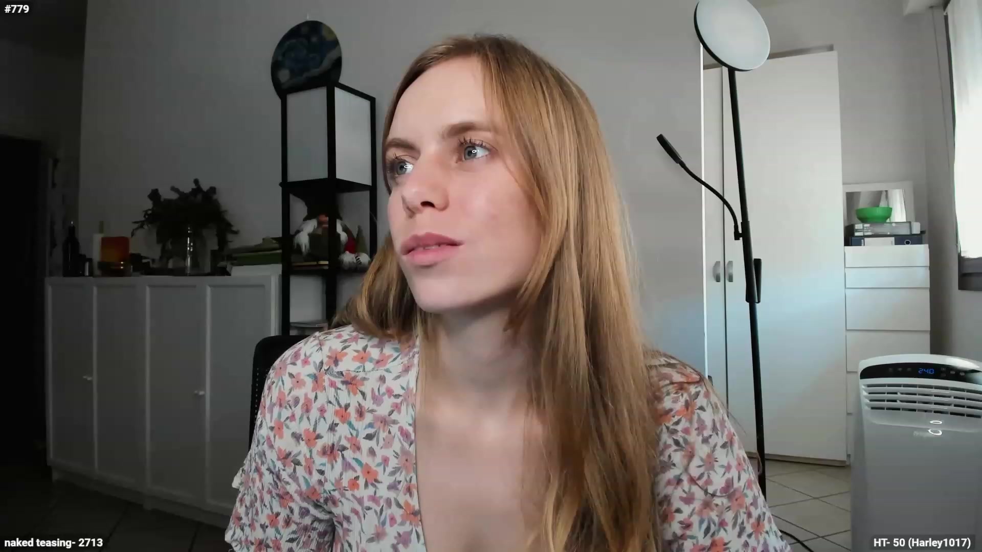 Gallery image thumbnail from Personage's myfreecams stream on, 09/11/2023, 14:13 image 6 of 20