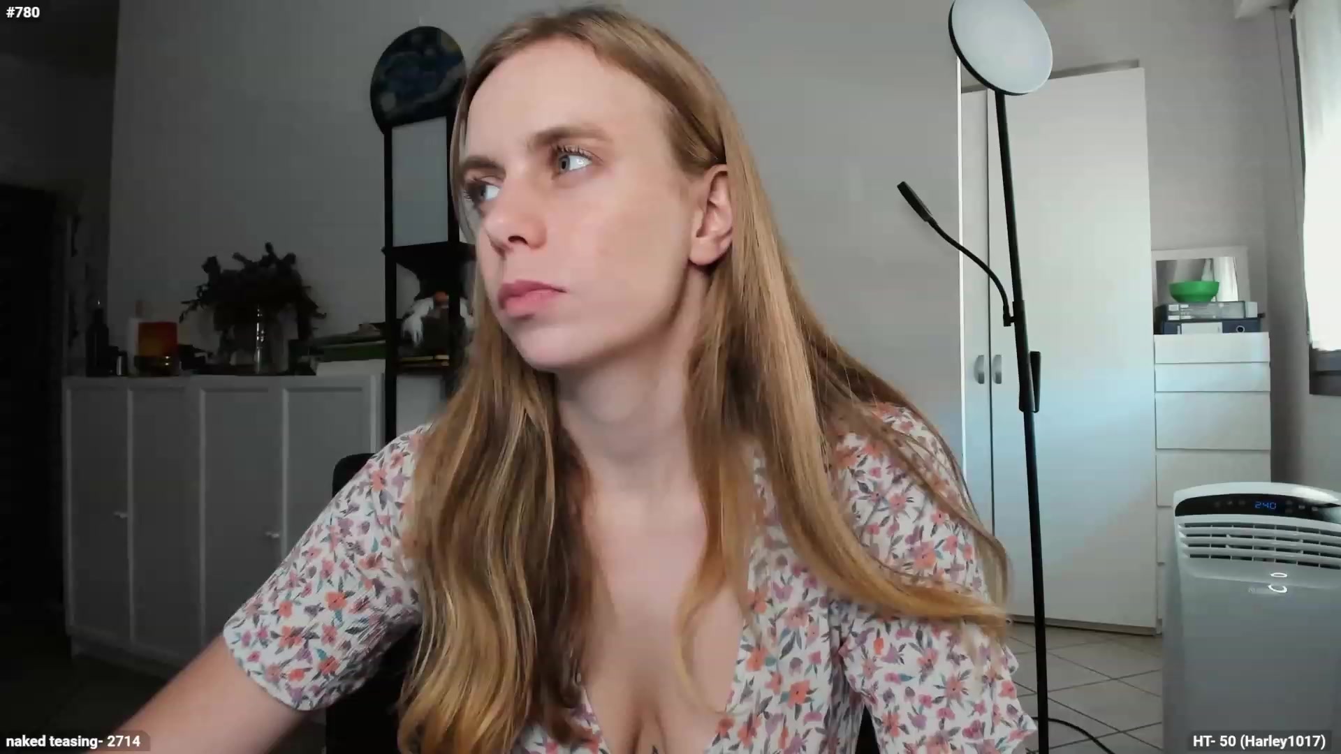 Gallery image thumbnail from Personage's myfreecams stream on, 09/11/2023, 14:13 image 3 of 20