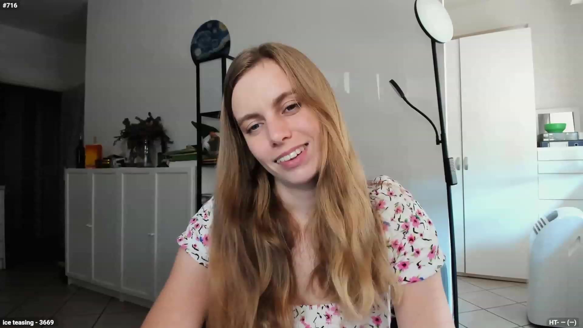 Gallery image thumbnail from Personage's myfreecams stream on, 09/12/2023, 14:32 image 2 of 20