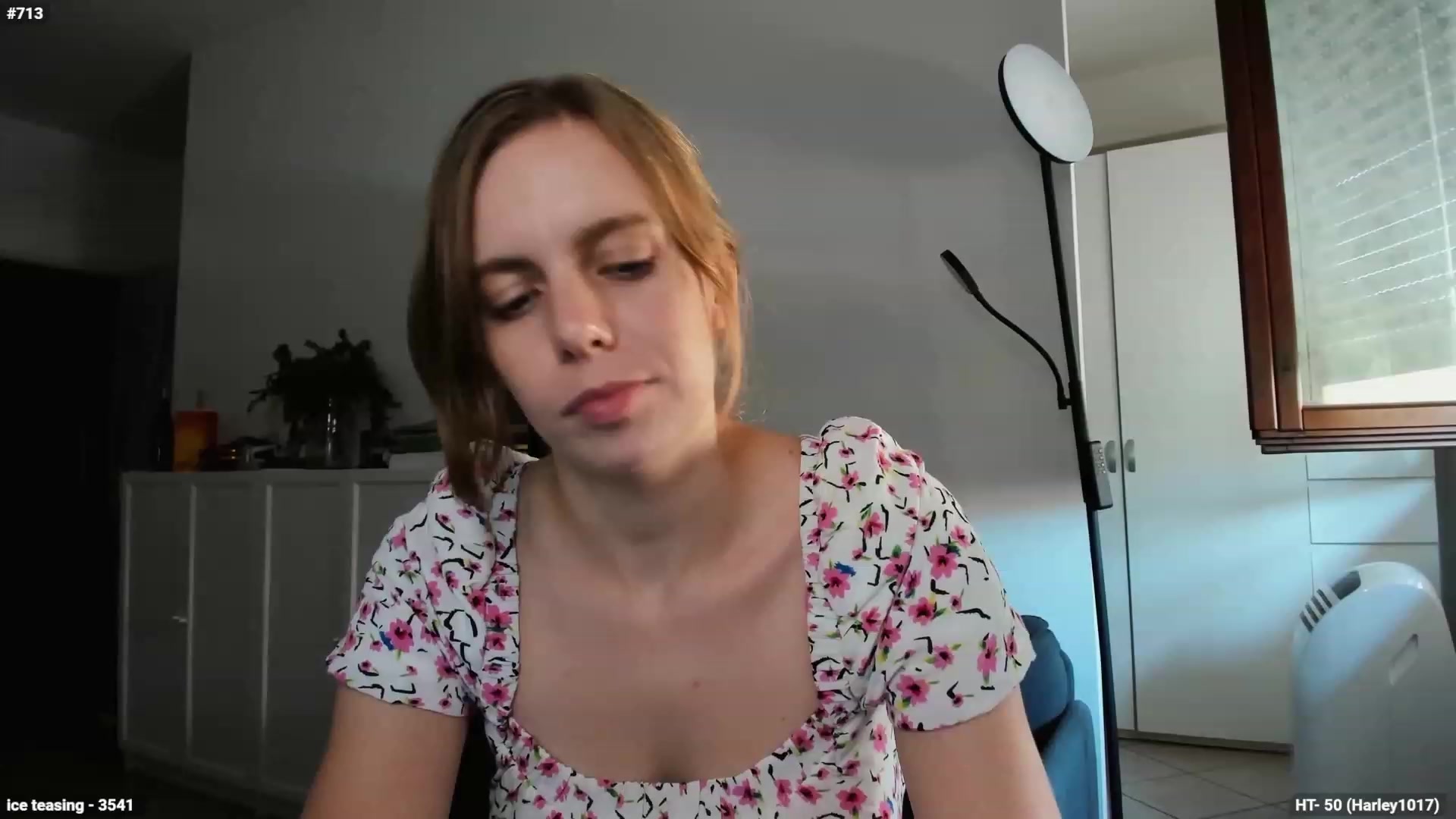 Gallery image thumbnail from Personage's myfreecams stream on, 09/12/2023, 14:32 image 9 of 20