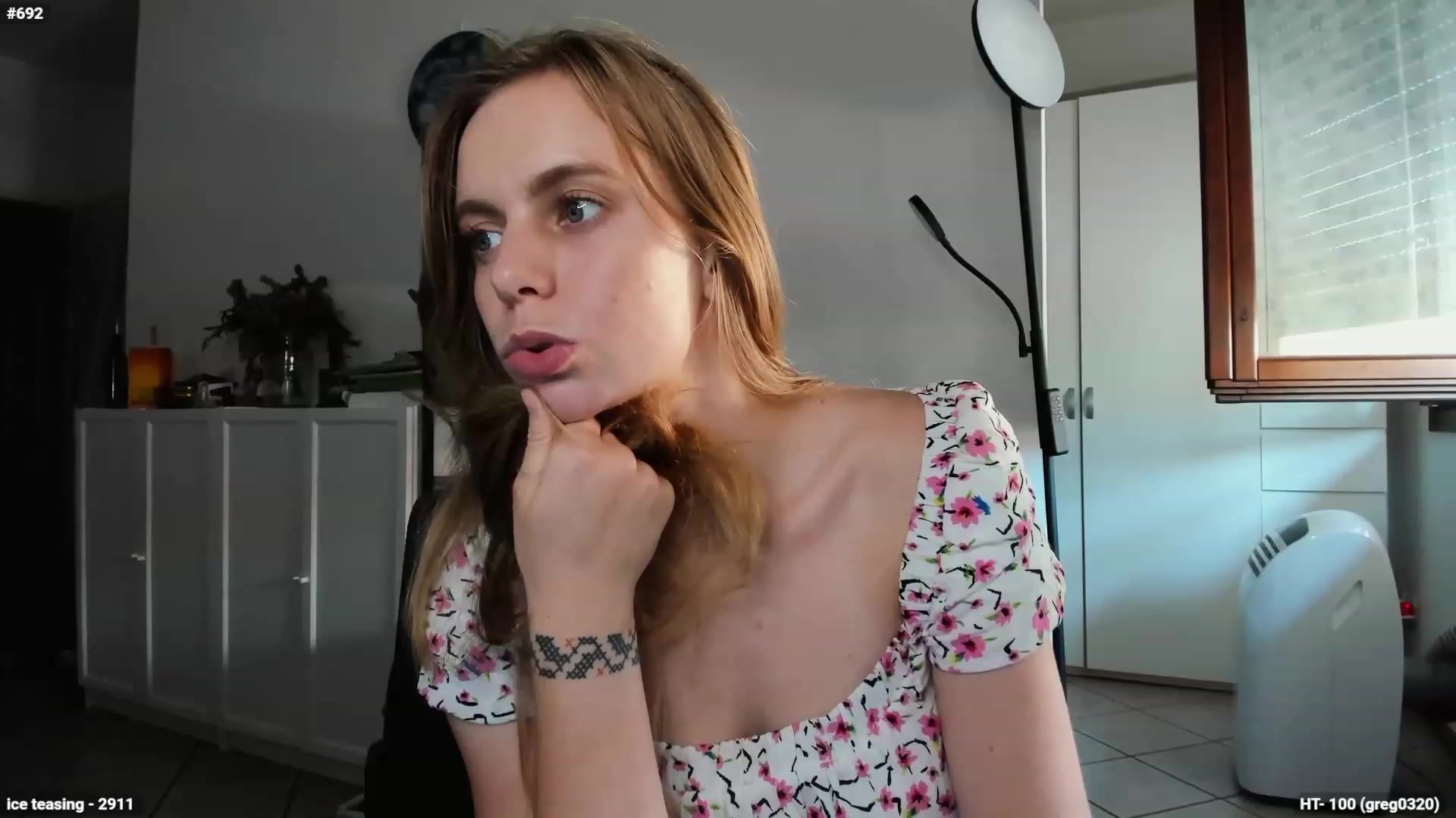 Gallery image thumbnail from Personage's myfreecams stream on, 09/12/2023, 14:32 image 17 of 20
