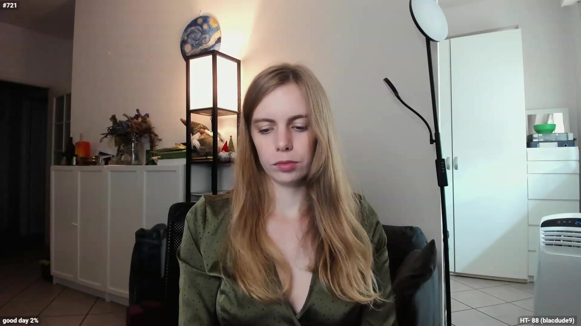 Gallery image thumbnail from Personage's myfreecams stream on, 09/13/2023, 11:59 image 12 of 20
