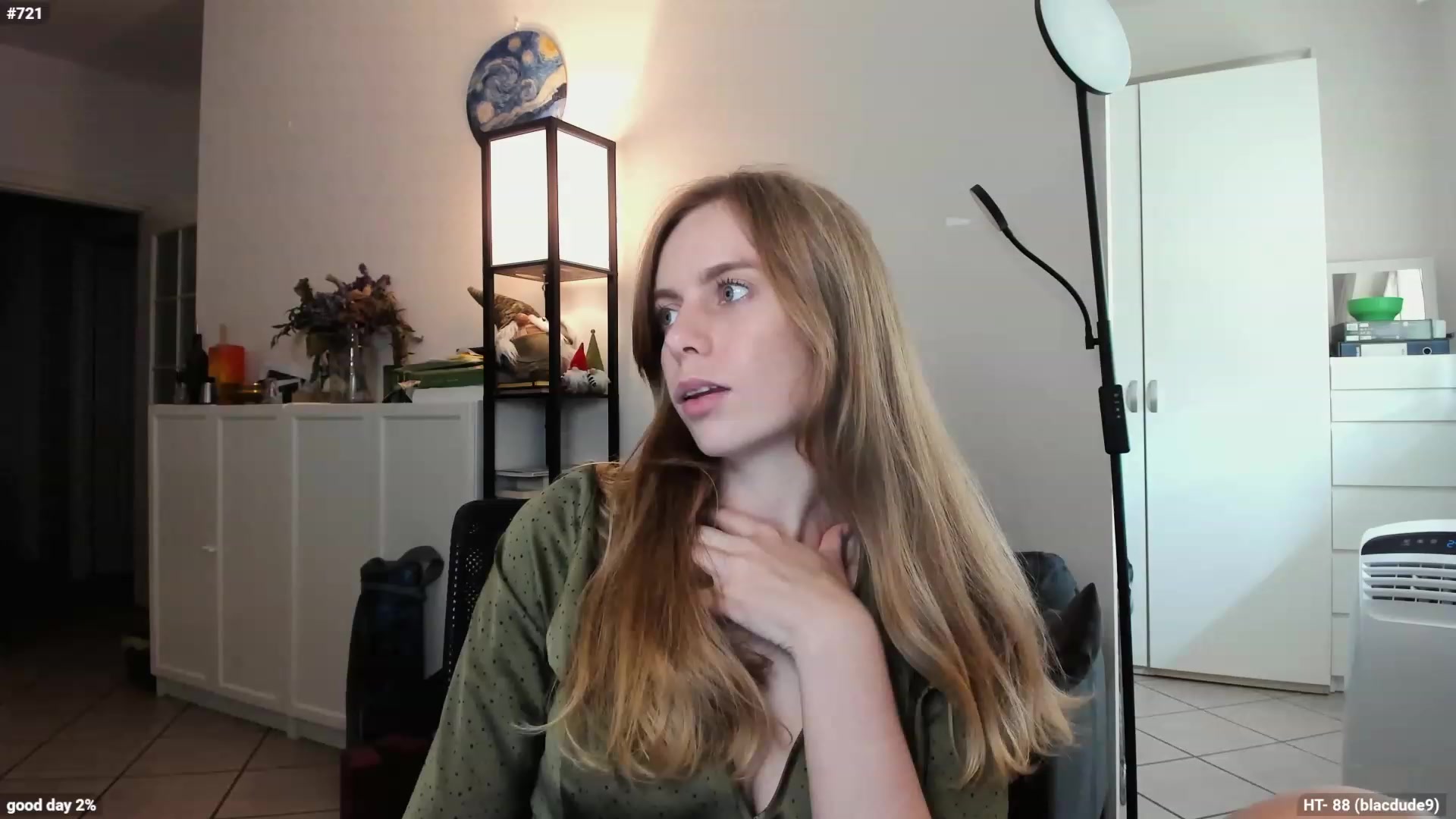Gallery image thumbnail from Personage's myfreecams stream on, 09/13/2023, 13:20 image 9 of 20