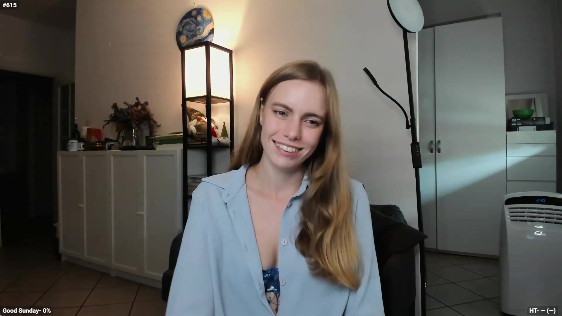 Gallery image thumbnail from Personage's myfreecams stream on, 09/17/2023, 13:16 image 3 of 20