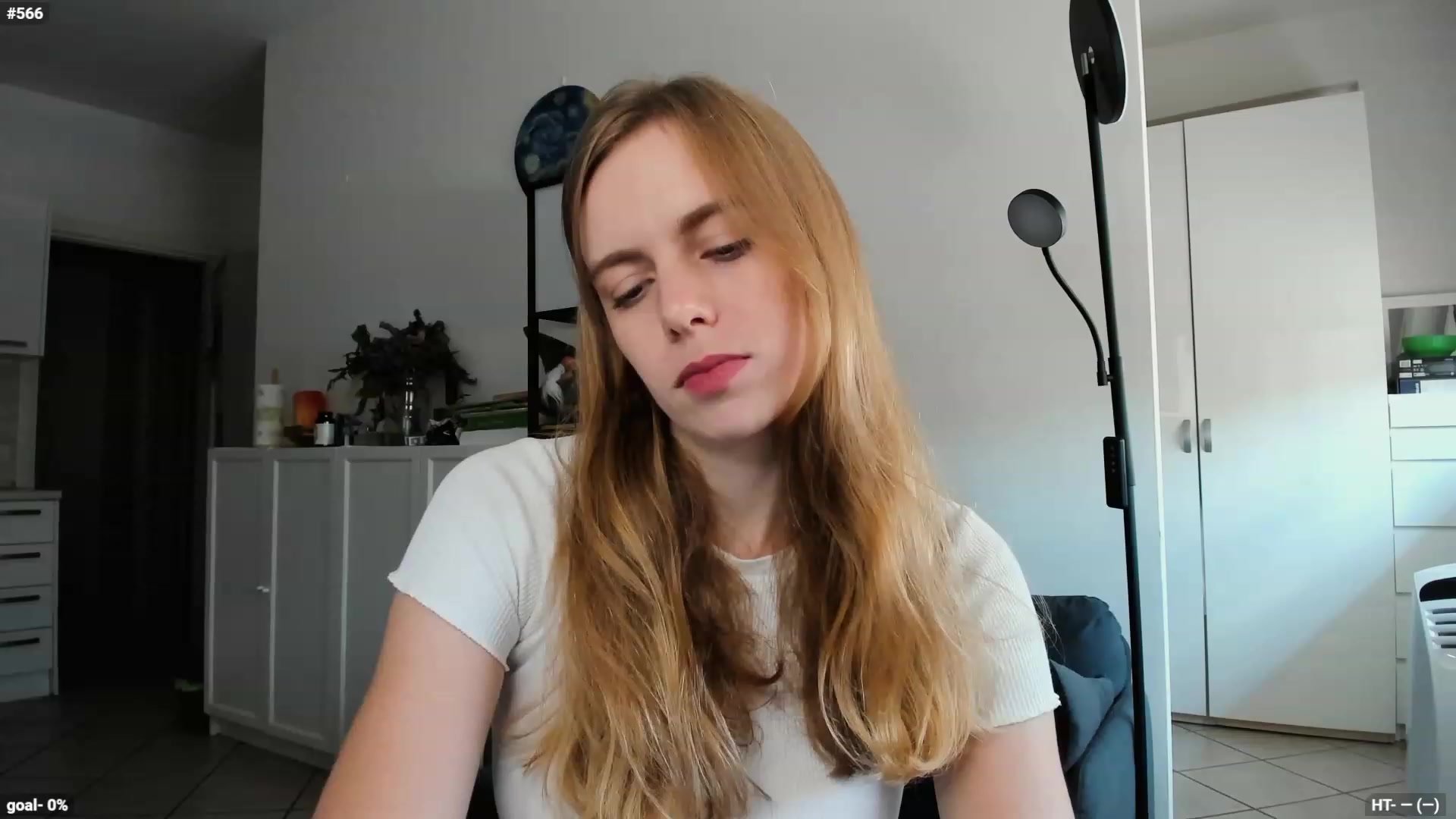 Gallery image thumbnail from Personage's myfreecams stream on, 09/19/2023, 13:16 image 4 of 20