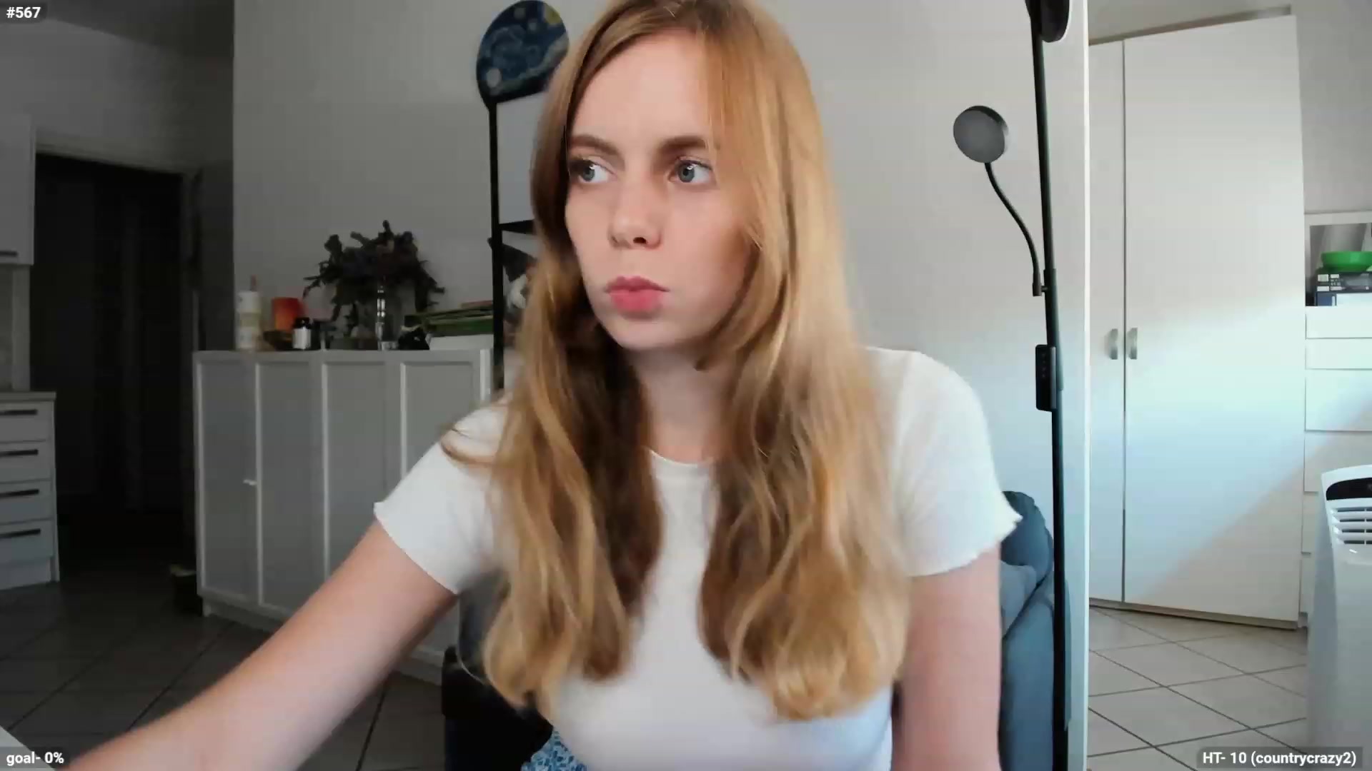 Gallery image thumbnail from Personage's myfreecams stream on, 09/19/2023, 13:16 image 7 of 20