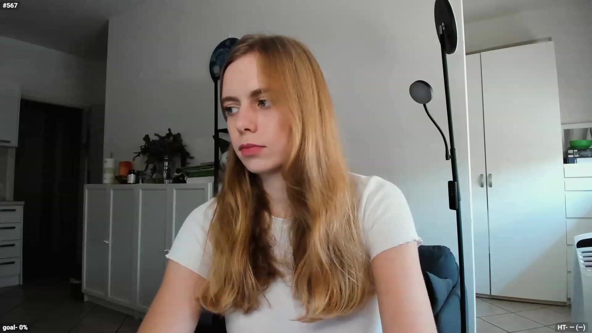 Gallery image thumbnail from Personage's myfreecams stream on, 09/19/2023, 13:16 image 6 of 20