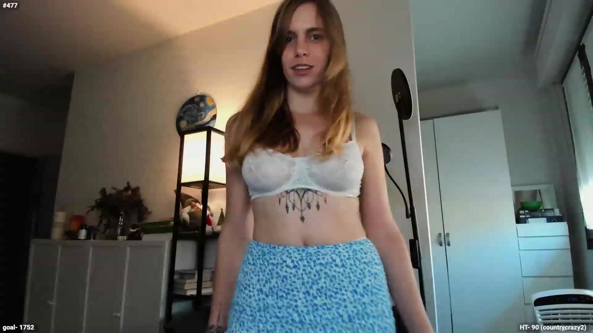 Gallery image thumbnail from Personage's myfreecams stream on, 09/19/2023, 15:21 image 3 of 20