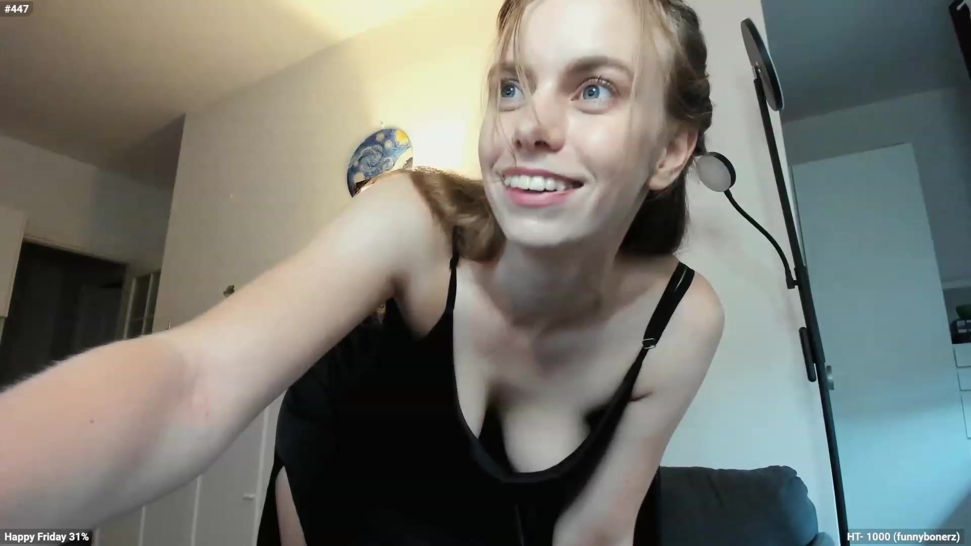 Gallery image thumbnail from Personage's myfreecams stream on, 09/22/2023, 13:28 image 8 of 20