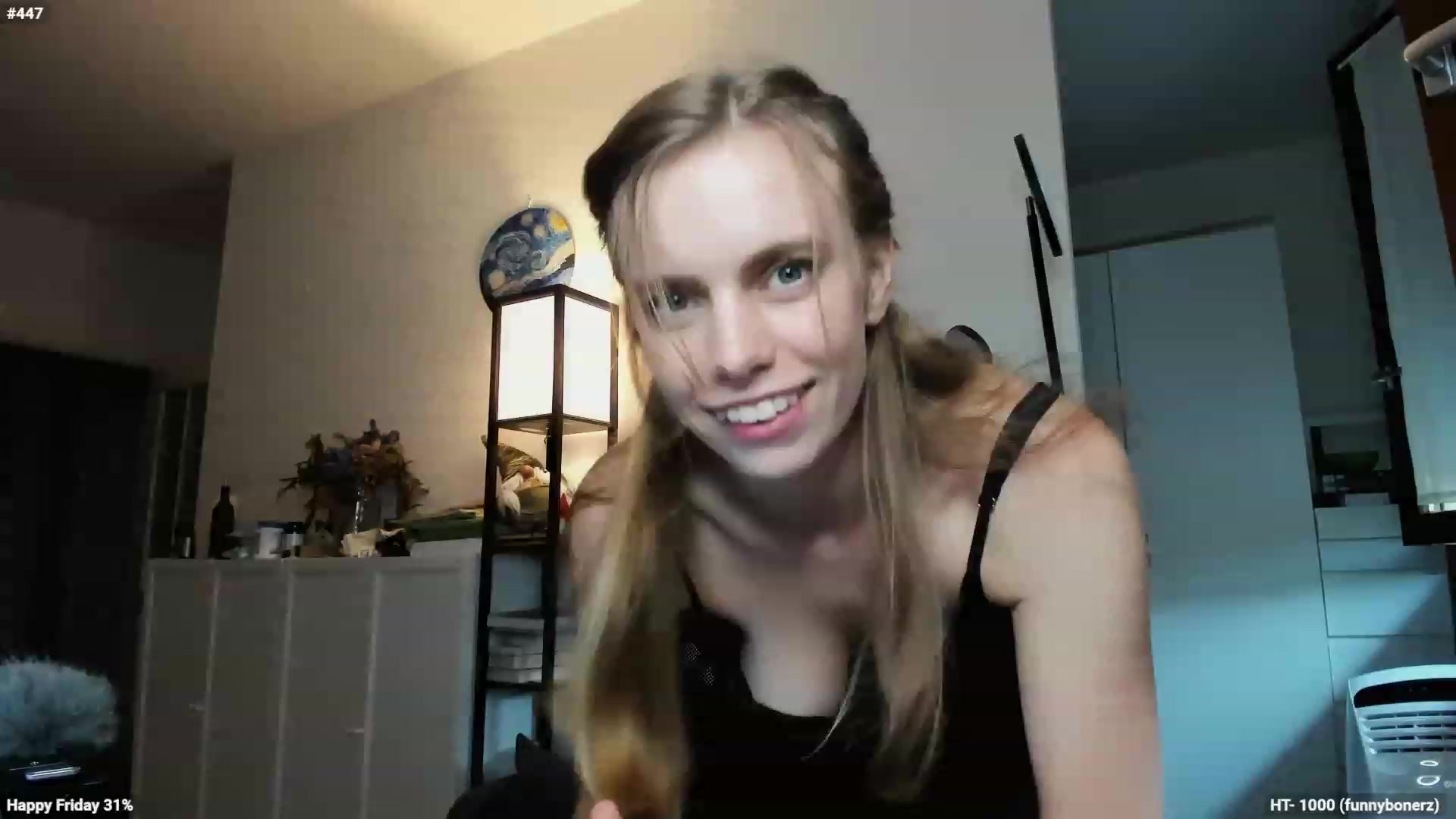 Gallery image thumbnail from Personage's myfreecams stream on, 09/22/2023, 13:28 image 5 of 20
