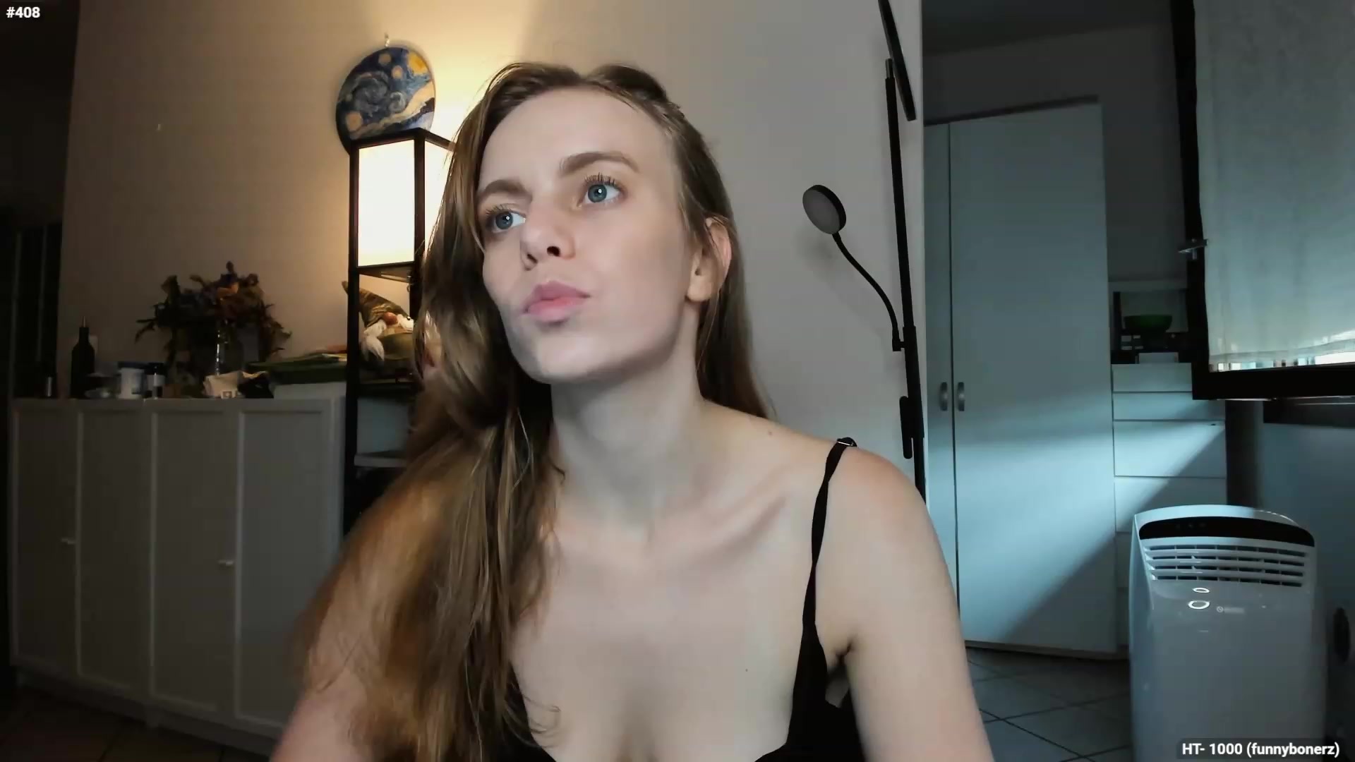 Gallery image thumbnail from Personage's myfreecams stream on, 09/22/2023, 14:53 image 16 of 20
