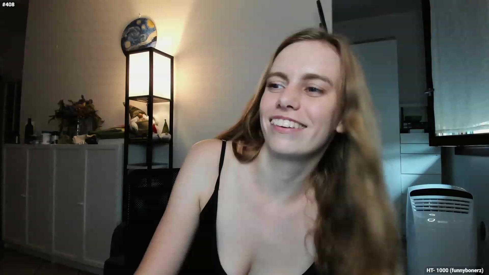 Gallery image thumbnail from Personage's myfreecams stream on, 09/22/2023, 14:53 image 11 of 20