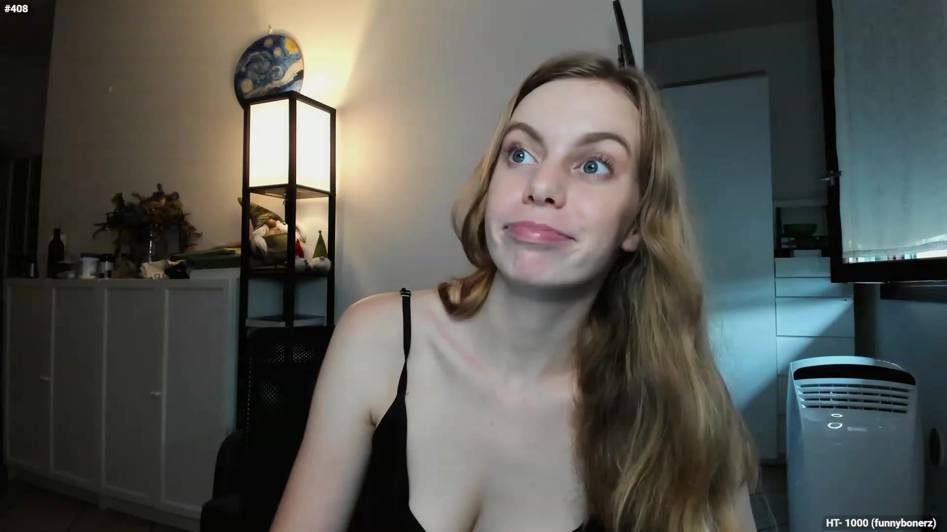 Gallery image thumbnail from Personage's myfreecams stream on, 09/22/2023, 14:53 image 10 of 20