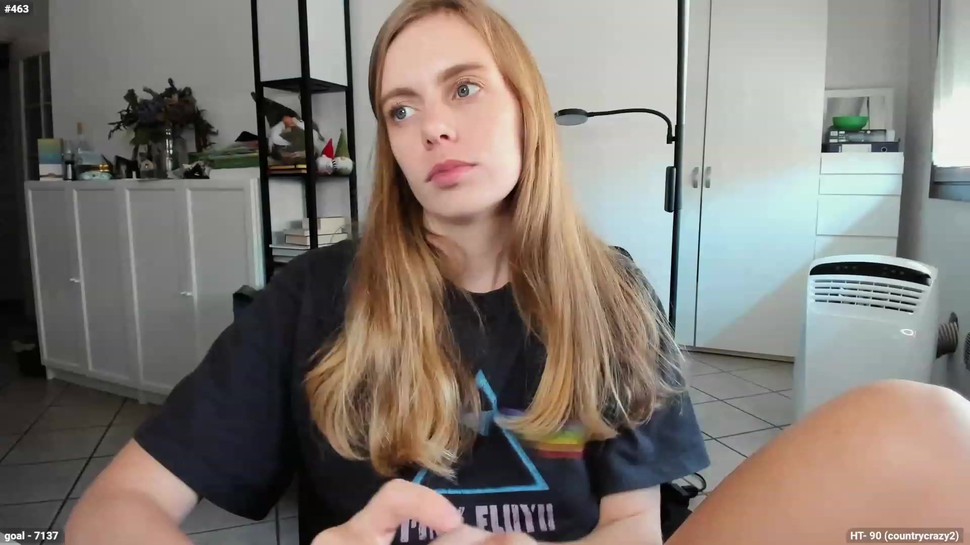 Gallery image thumbnail from Personage's myfreecams stream on, 09/27/2023, 13:36 image 7 of 20