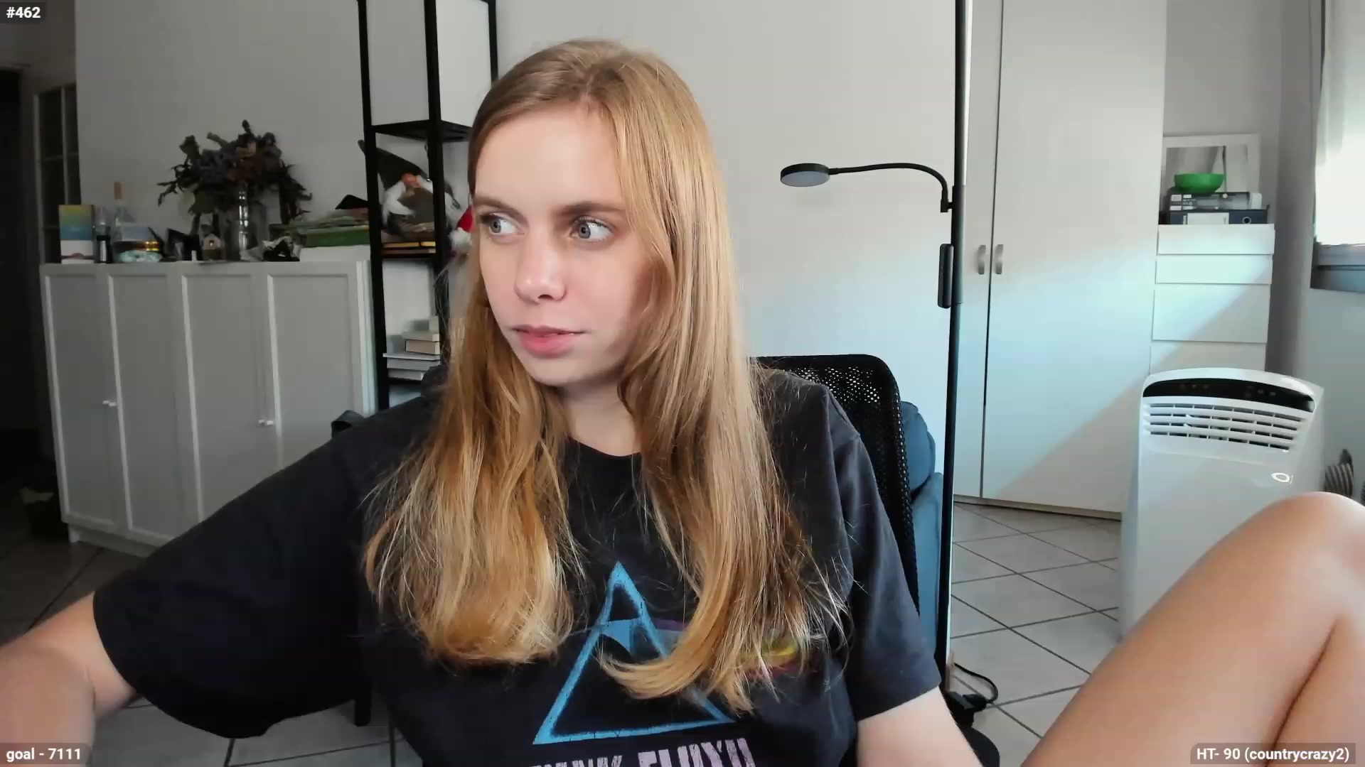 Gallery image thumbnail from Personage's myfreecams stream on, 09/27/2023, 13:36 image 10 of 20