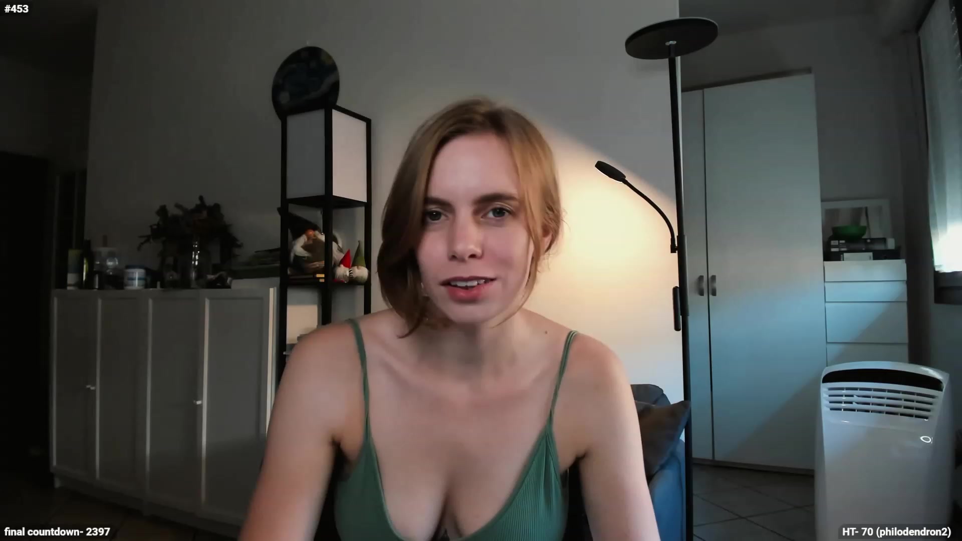Gallery image thumbnail from Personage's myfreecams stream on, 09/28/2023, 14:47 image 19 of 20