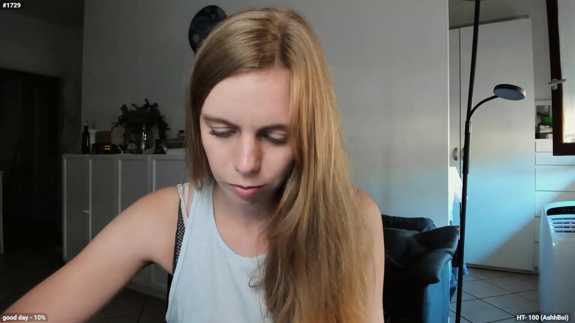 Gallery image thumbnail from Personage's myfreecams stream on, 10/02/2023, 15:06 image 18 of 20