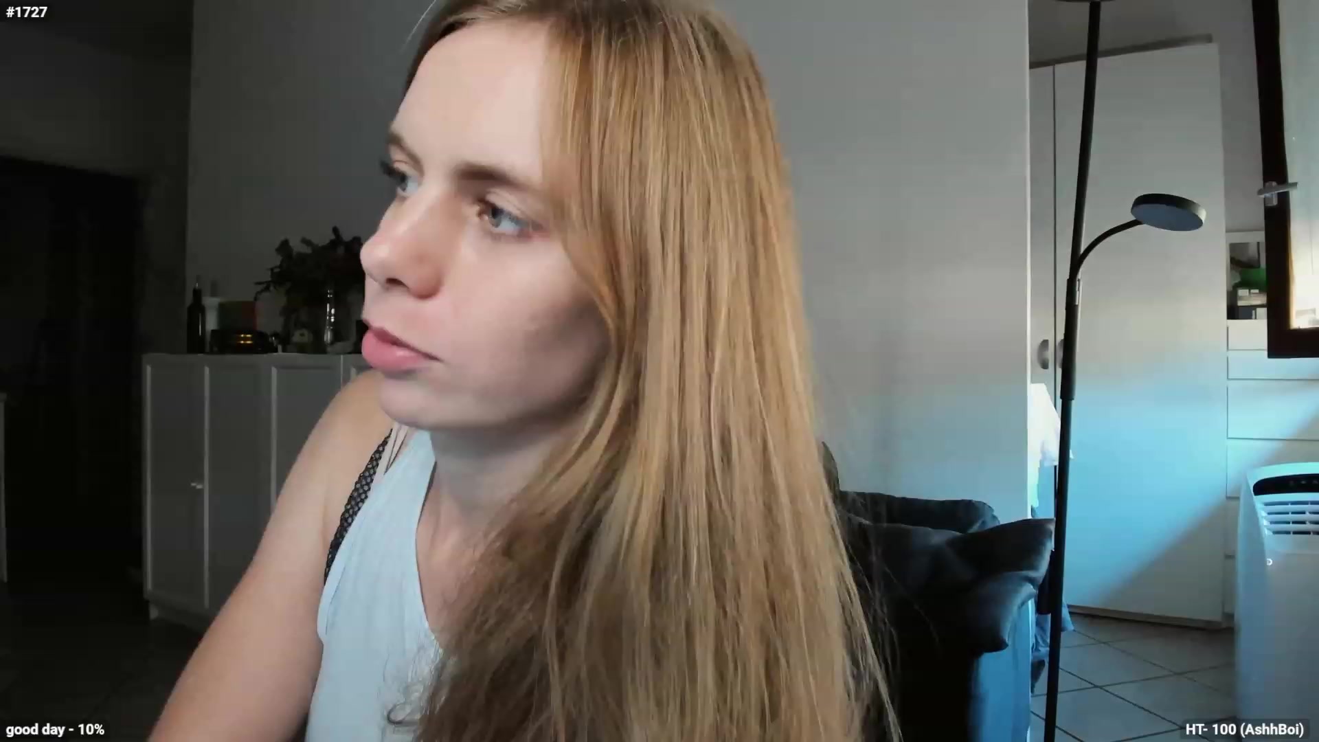 Gallery image thumbnail from Personage's myfreecams stream on, 10/02/2023, 15:06 image 17 of 20