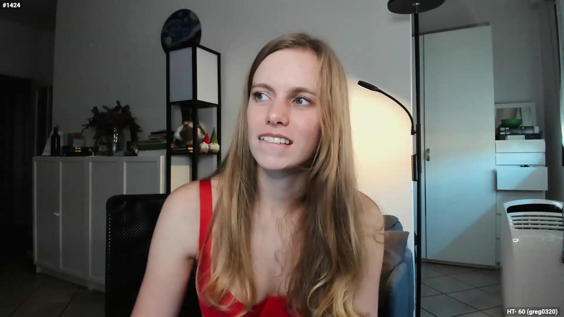 Gallery image thumbnail from Personage's myfreecams stream on, 10/03/2023, 14:54 image 18 of 20