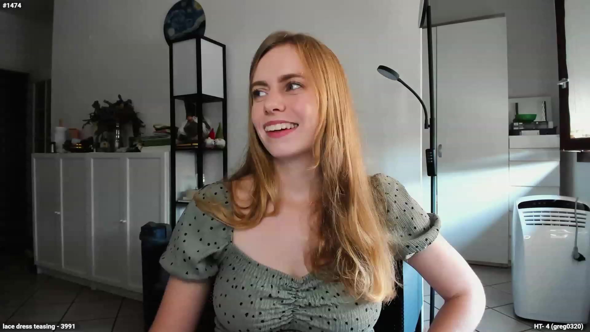 Gallery image thumbnail from Personage's myfreecams stream on, 10/04/2023, 12:10 image 12 of 20
