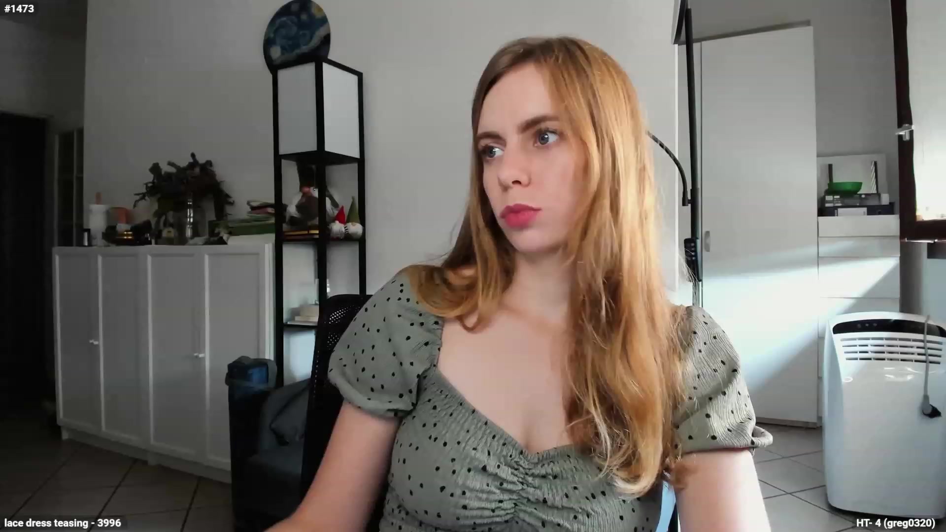 Gallery image thumbnail from Personage's myfreecams stream on, 10/04/2023, 12:10 image 3 of 20