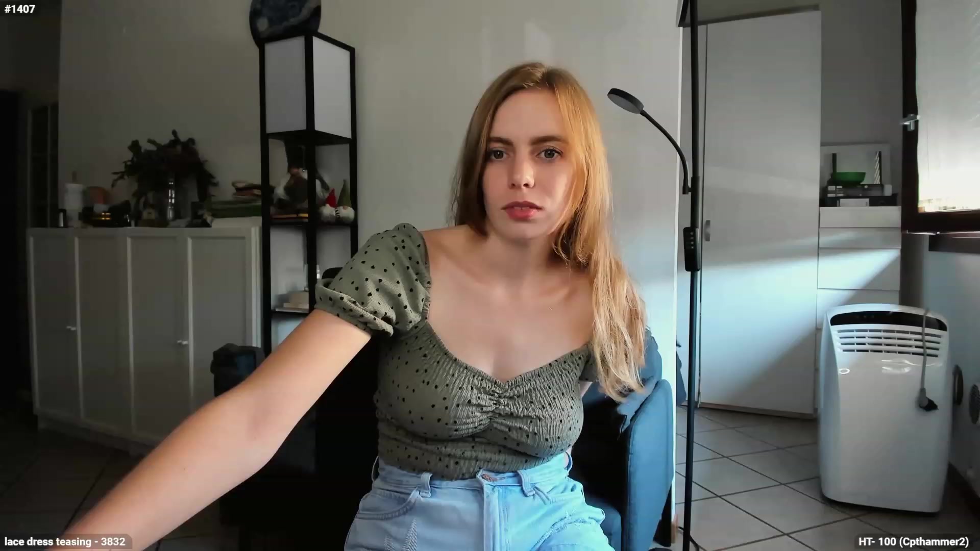 Gallery image thumbnail from Personage's myfreecams stream on, 10/04/2023, 12:36 image 17 of 20