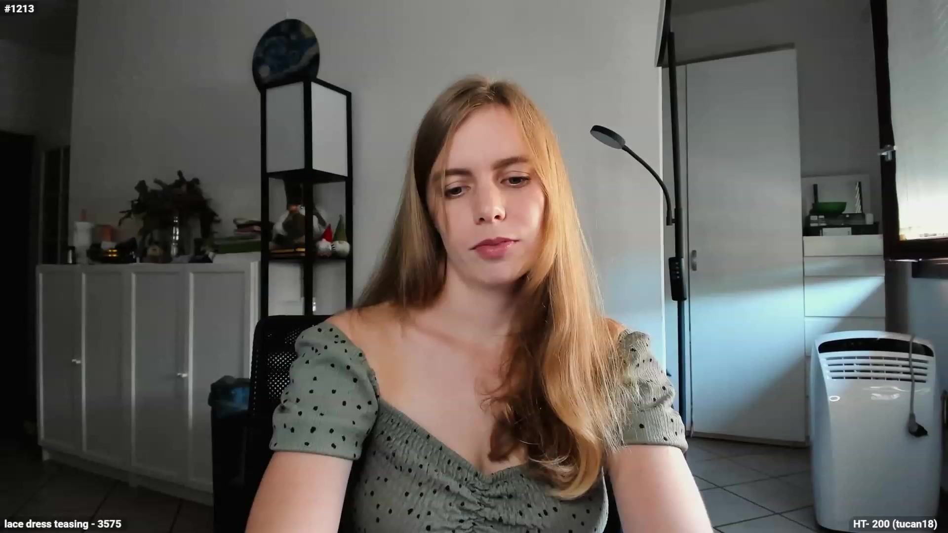 Gallery image thumbnail from Personage's myfreecams stream on, 10/04/2023, 15:08 image 1 of 20