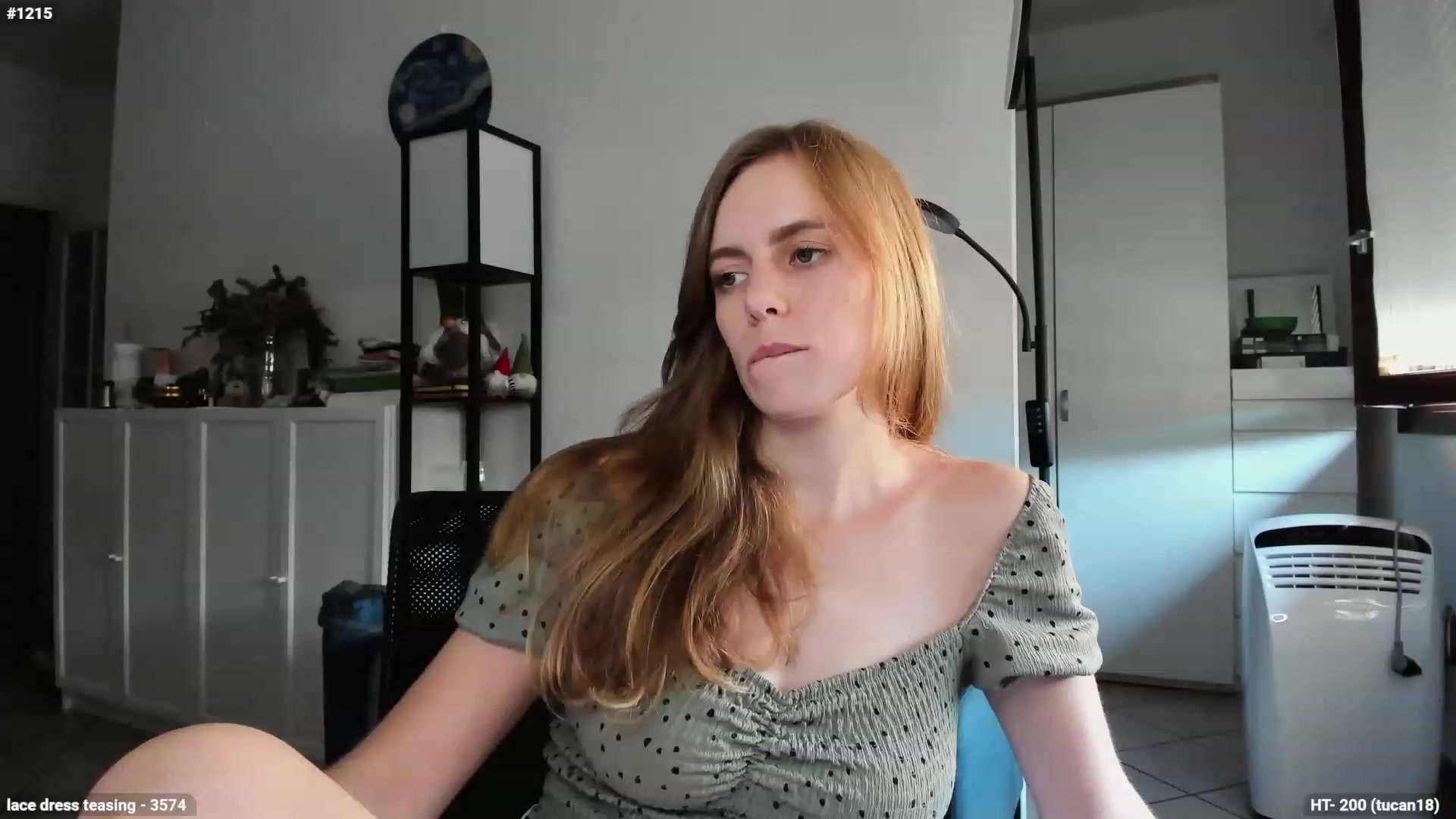 Gallery image thumbnail from Personage's myfreecams stream on, 10/04/2023, 15:08 image 4 of 20