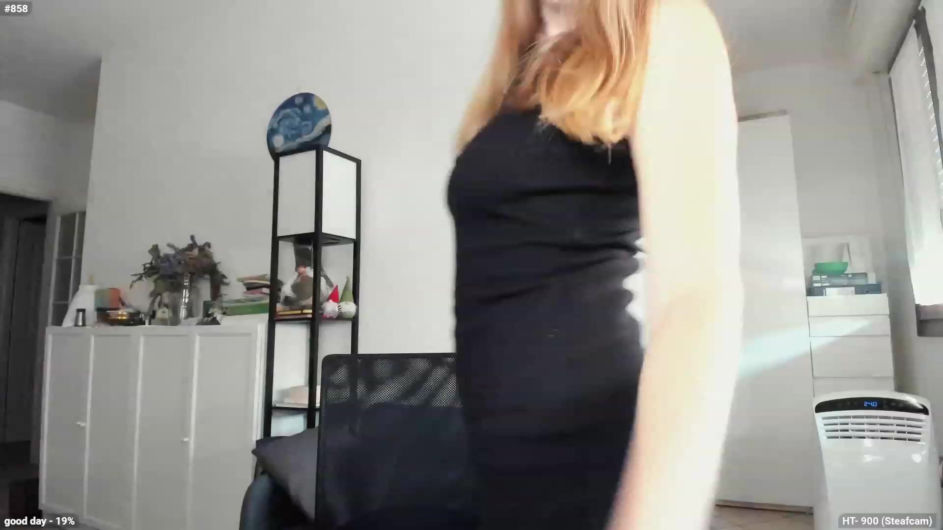 Gallery image thumbnail from Personage's myfreecams stream on, 10/05/2023, 13:28 image 13 of 20