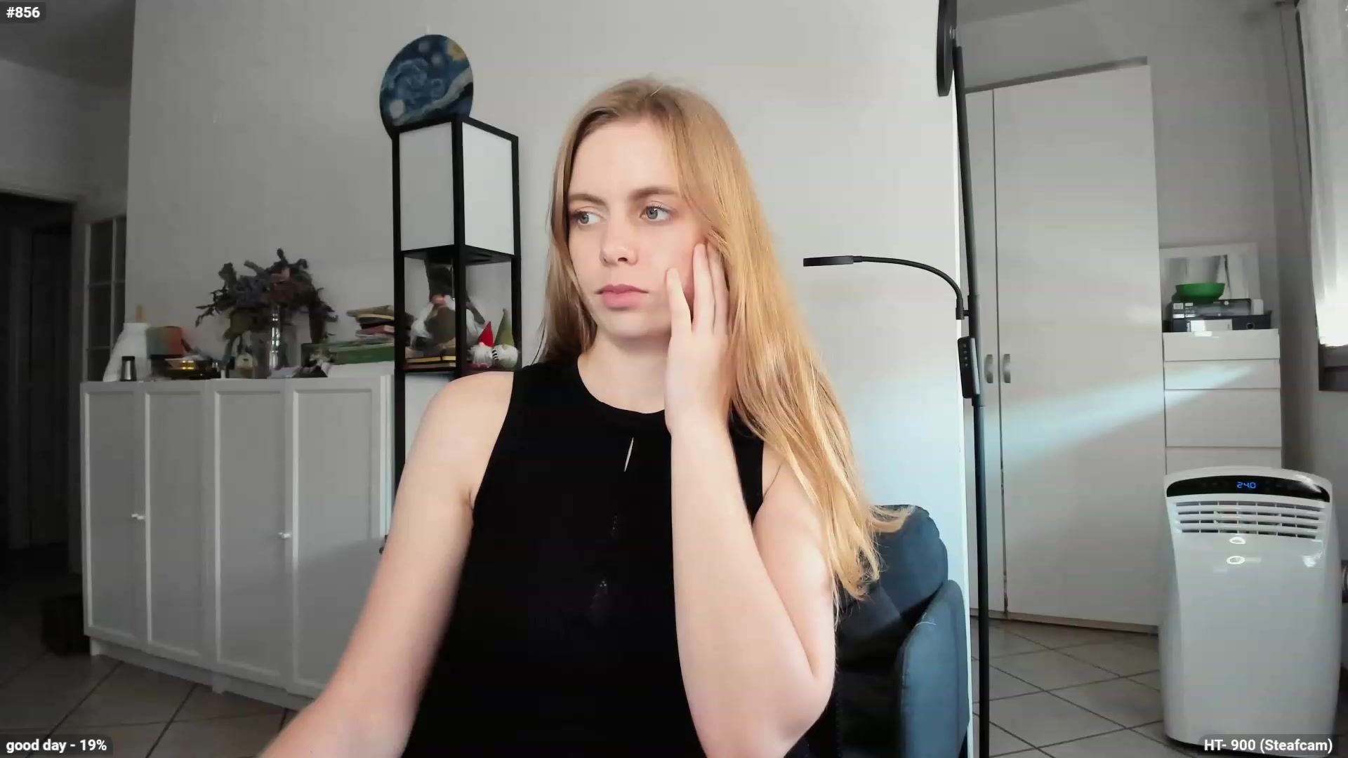 Gallery image thumbnail from Personage's myfreecams stream on, 10/05/2023, 13:28 image 6 of 20