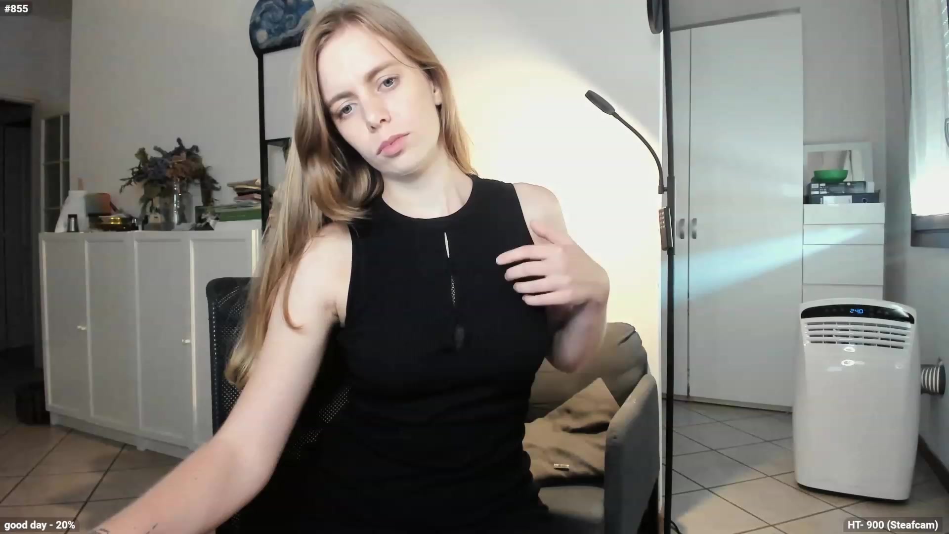 Gallery image thumbnail from Personage's myfreecams stream on, 10/05/2023, 13:44 image 1 of 20