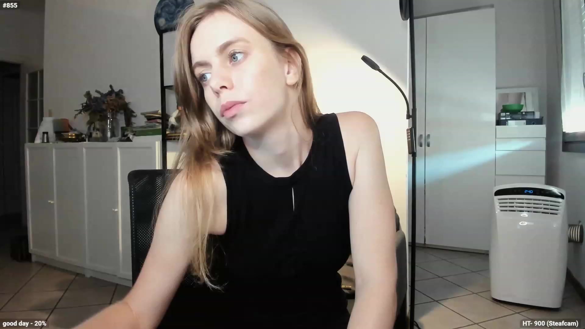 Gallery image thumbnail from Personage's myfreecams stream on, 10/05/2023, 13:44 image 4 of 20