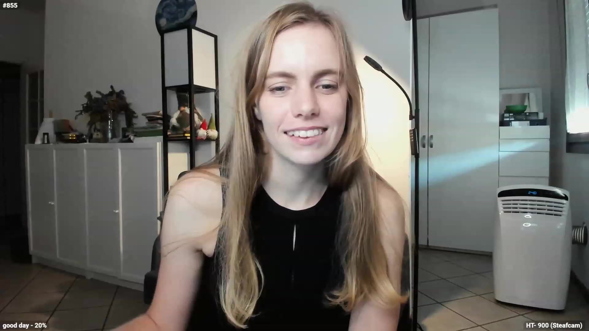 Gallery image thumbnail from Personage's myfreecams stream on, 10/05/2023, 13:44 image 9 of 20
