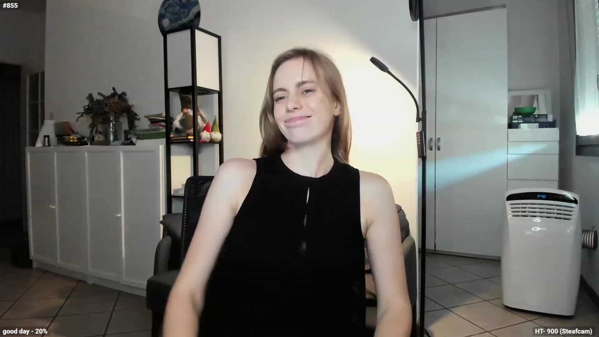 Gallery image thumbnail from Personage's myfreecams stream on, 10/05/2023, 13:44 image 11 of 20