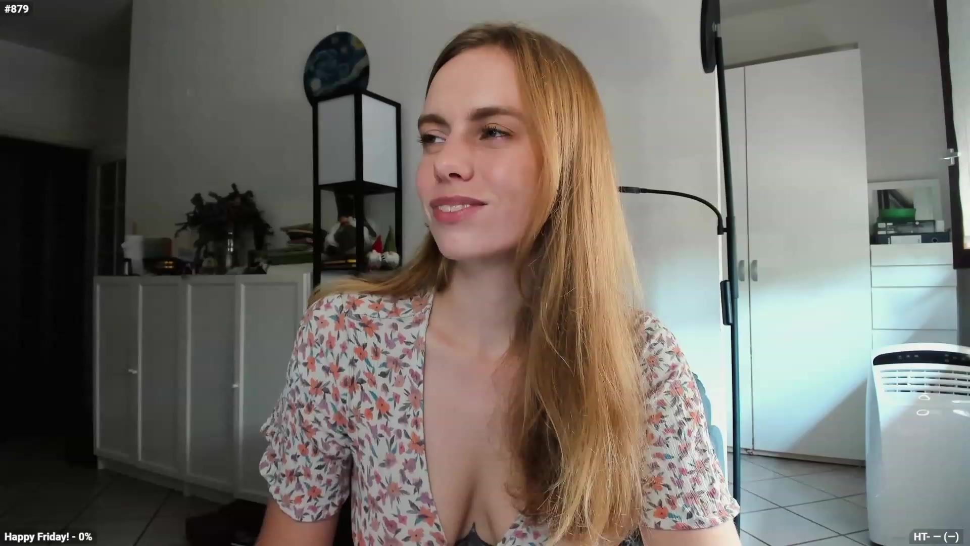Gallery image thumbnail from Personage's myfreecams stream on, 10/06/2023, 12:34 image 1 of 20
