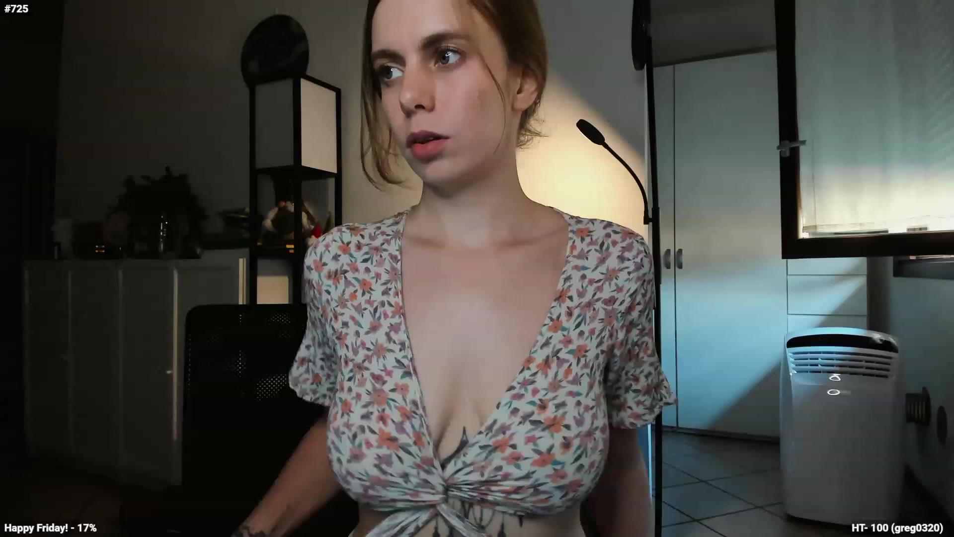 Gallery image thumbnail from Personage's myfreecams stream on, 10/06/2023, 14:54 image 11 of 20