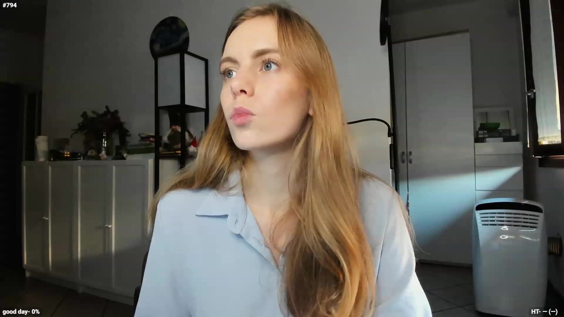 Gallery image thumbnail from Personage's myfreecams stream on, 10/07/2023, 15:43 image 8 of 20