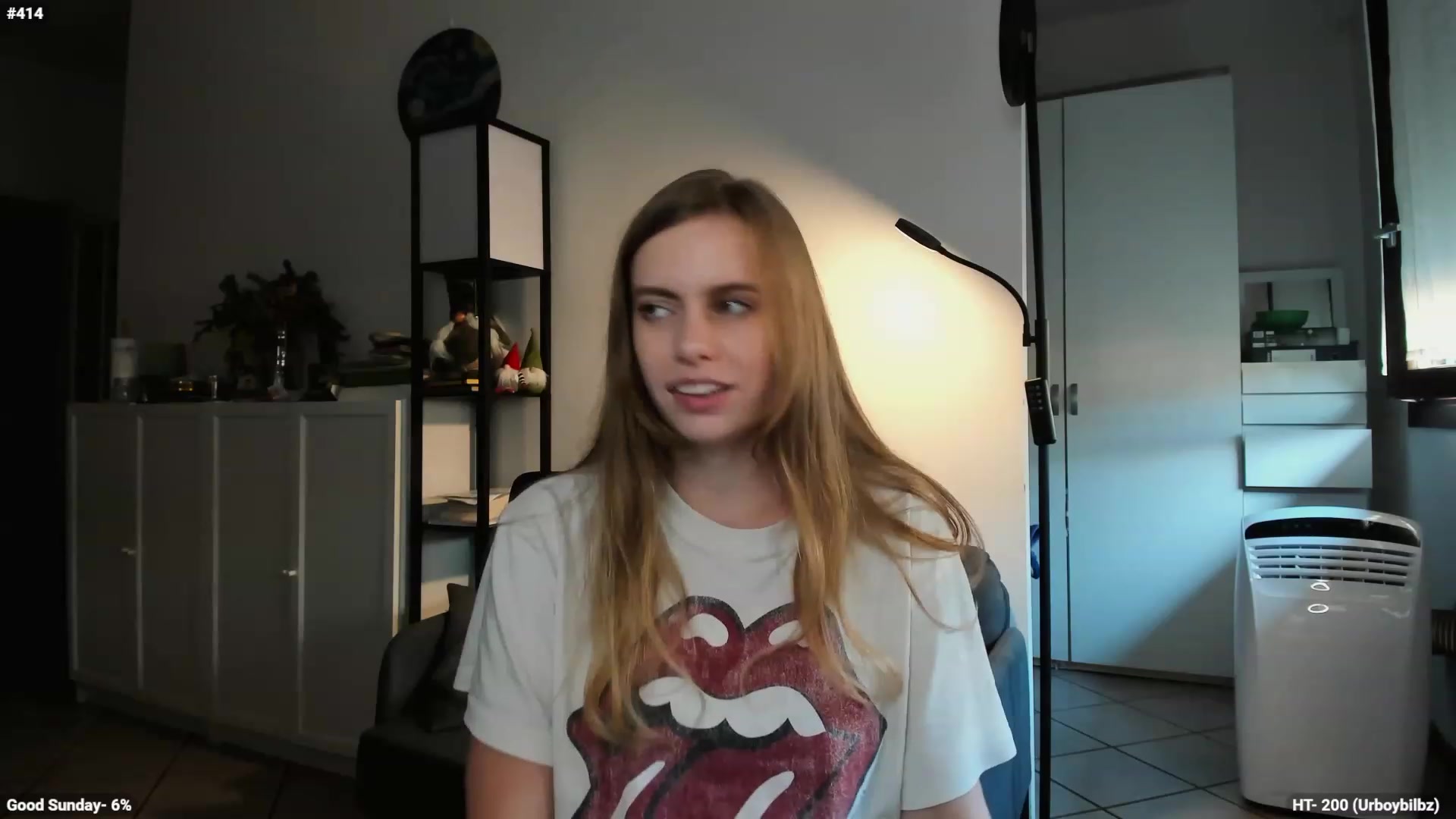 Gallery image thumbnail from Personage's myfreecams stream on, 10/08/2023, 15:14 image 16 of 20