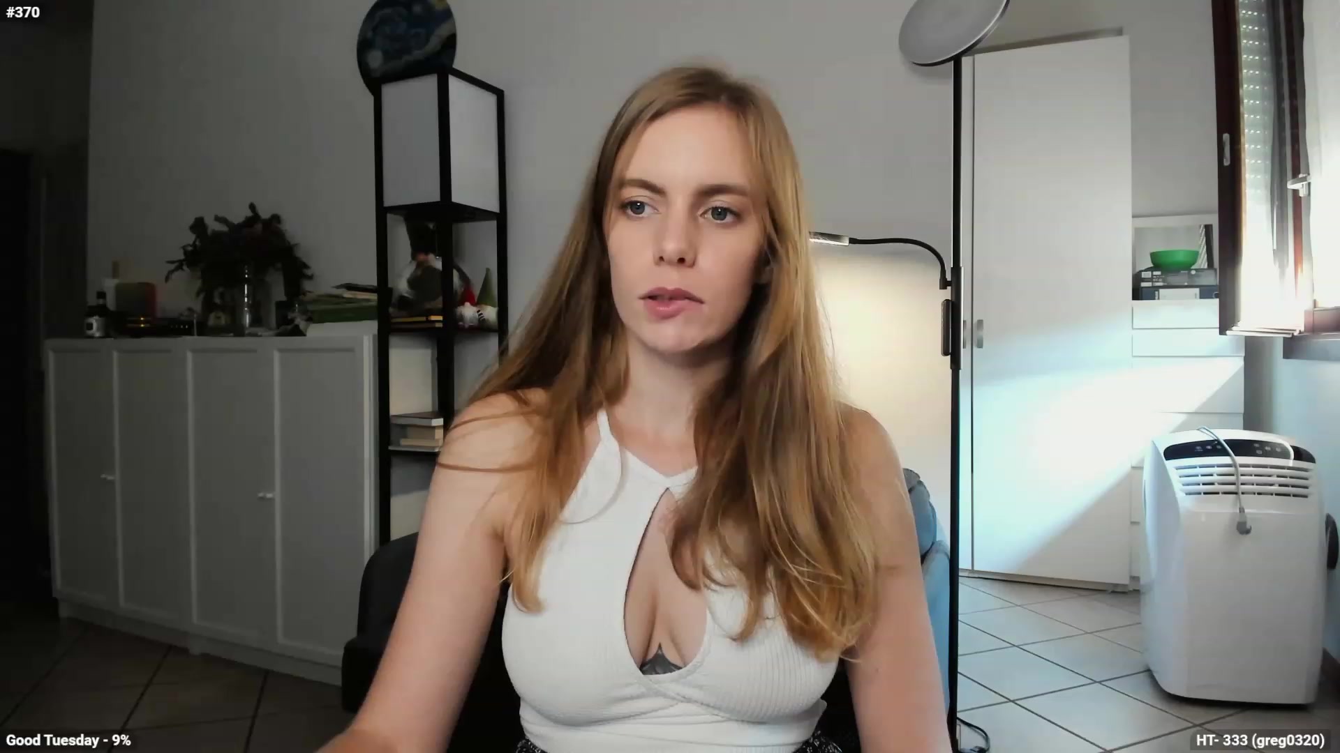 Gallery image thumbnail from Personage's myfreecams stream on, 10/10/2023, 14:12 image 11 of 20