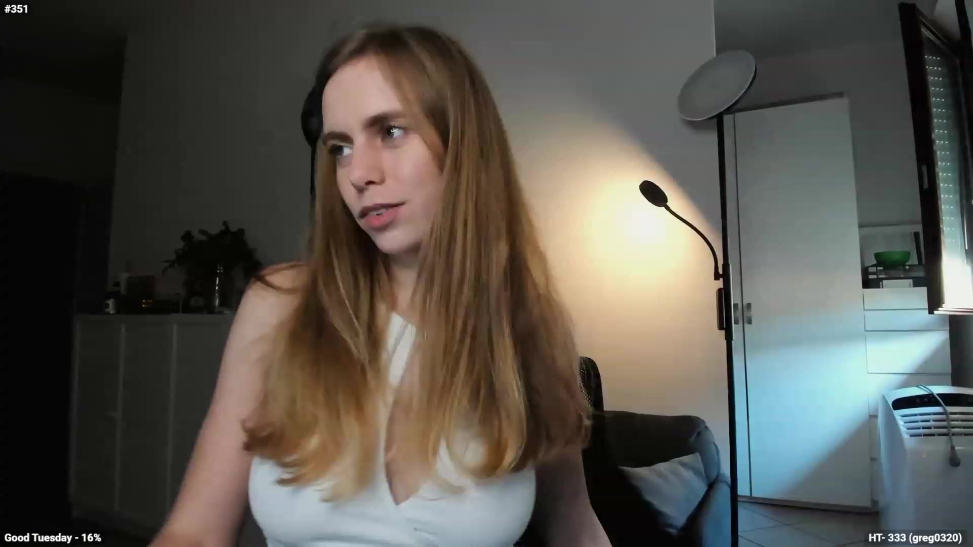 Gallery image thumbnail from Personage's myfreecams stream on, 10/10/2023, 15:04 image 19 of 20