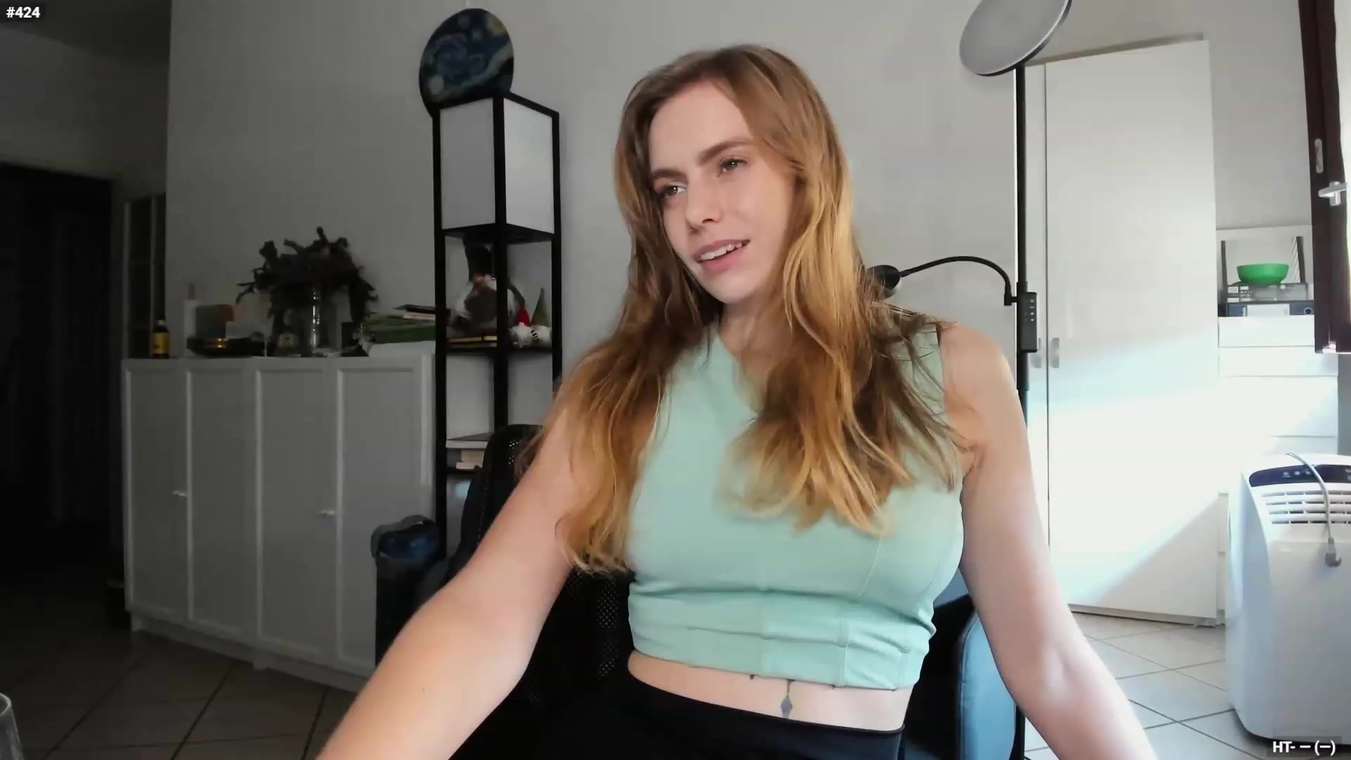 Gallery image thumbnail from Personage's myfreecams stream on, 10/12/2023, 11:57 image 12 of 20