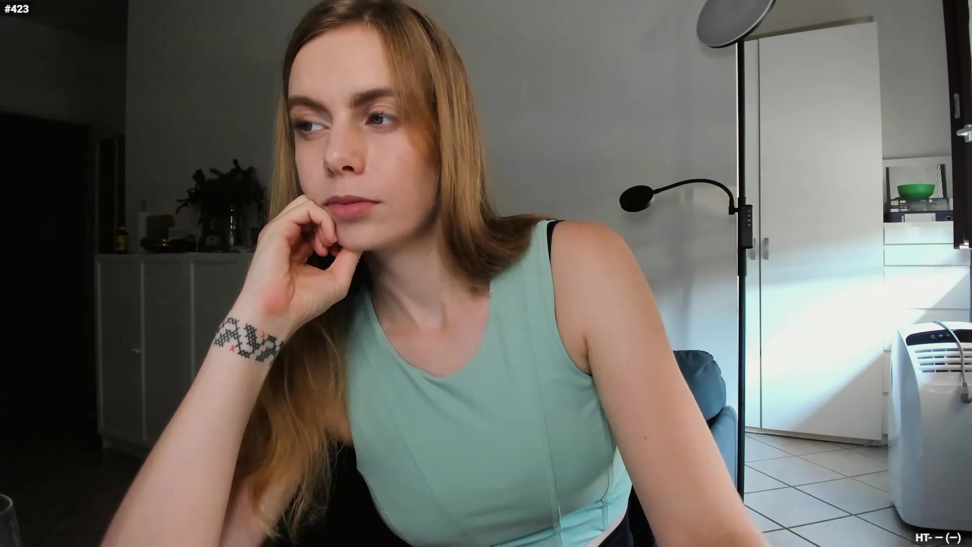 Gallery image thumbnail from Personage's myfreecams stream on, 10/12/2023, 11:57 image 1 of 20
