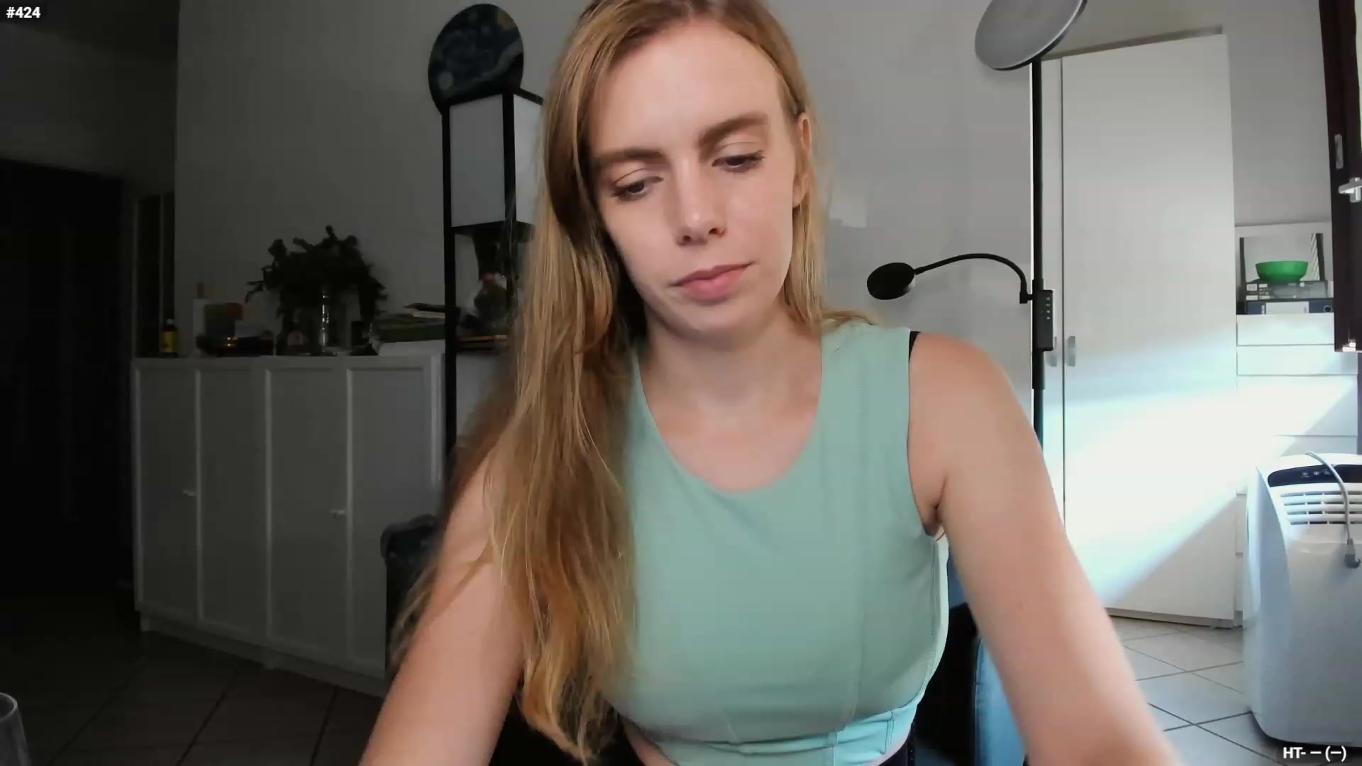 Gallery image thumbnail from Personage's myfreecams stream on, 10/12/2023, 11:57 image 7 of 20