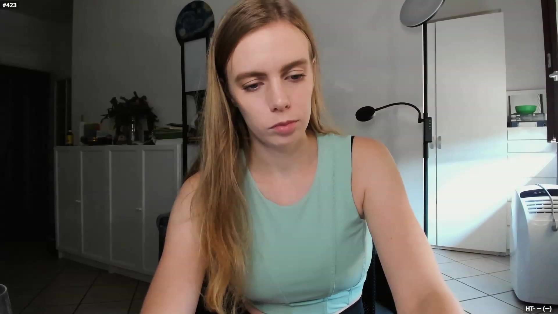 Gallery image thumbnail from Personage's myfreecams stream on, 10/12/2023, 11:57 image 5 of 20