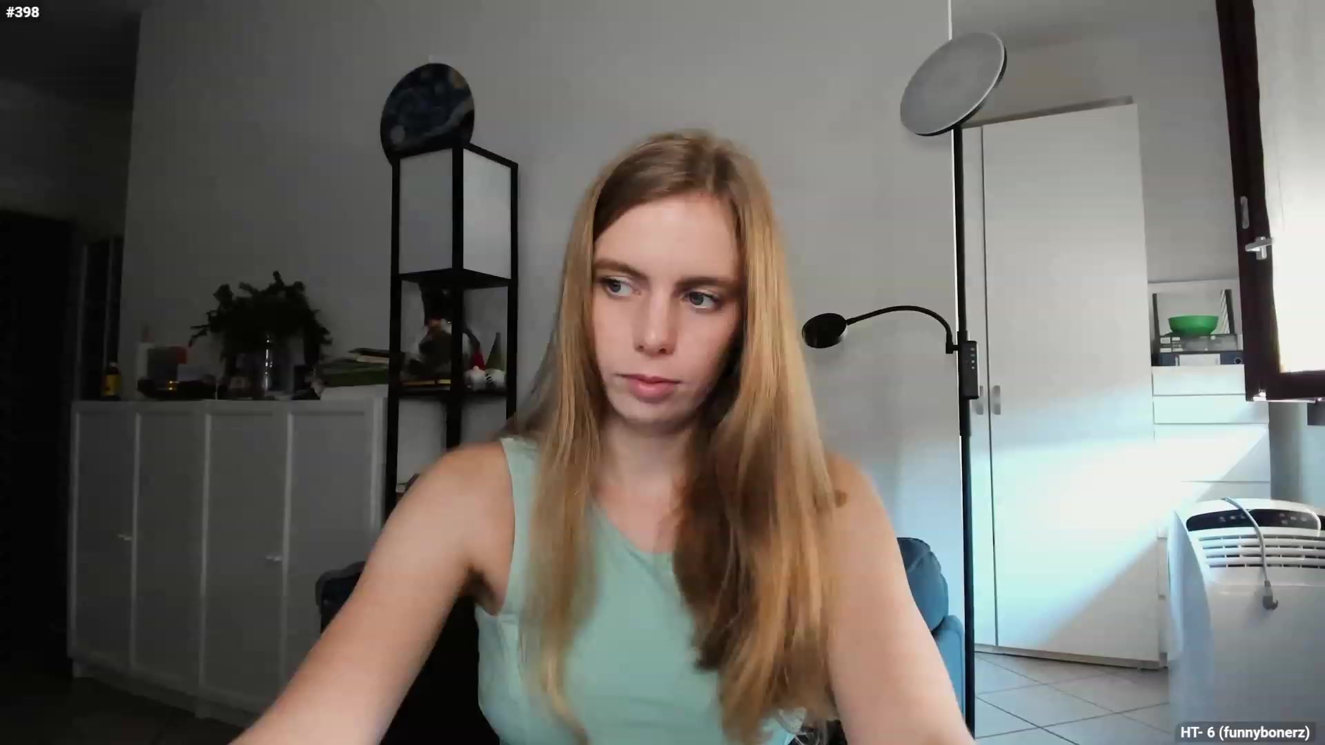 Gallery image thumbnail from Personage's myfreecams stream on, 10/12/2023, 14:11 image 4 of 20