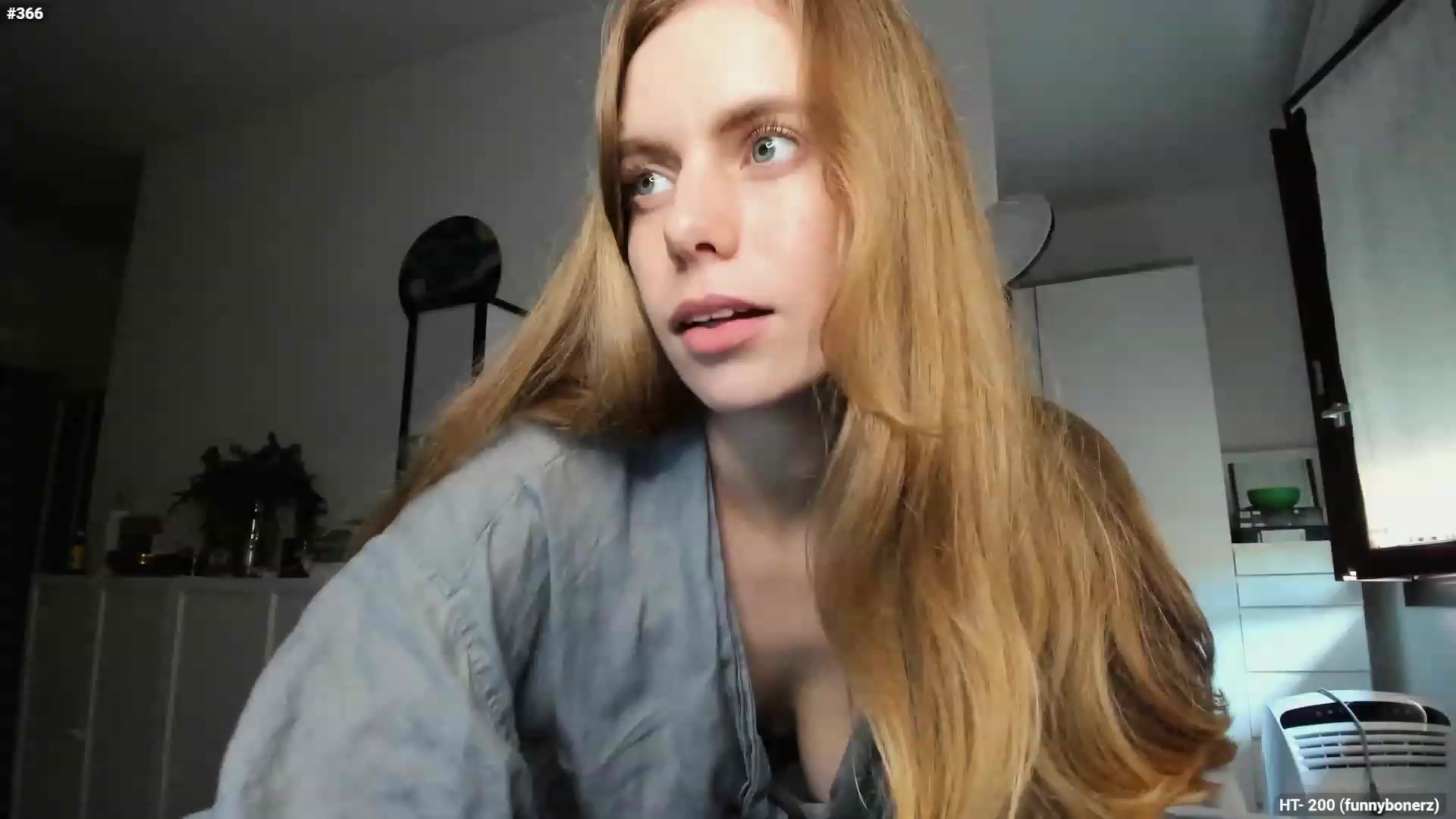 Gallery image thumbnail from Personage's myfreecams stream on, 10/12/2023, 15:12 image 1 of 20