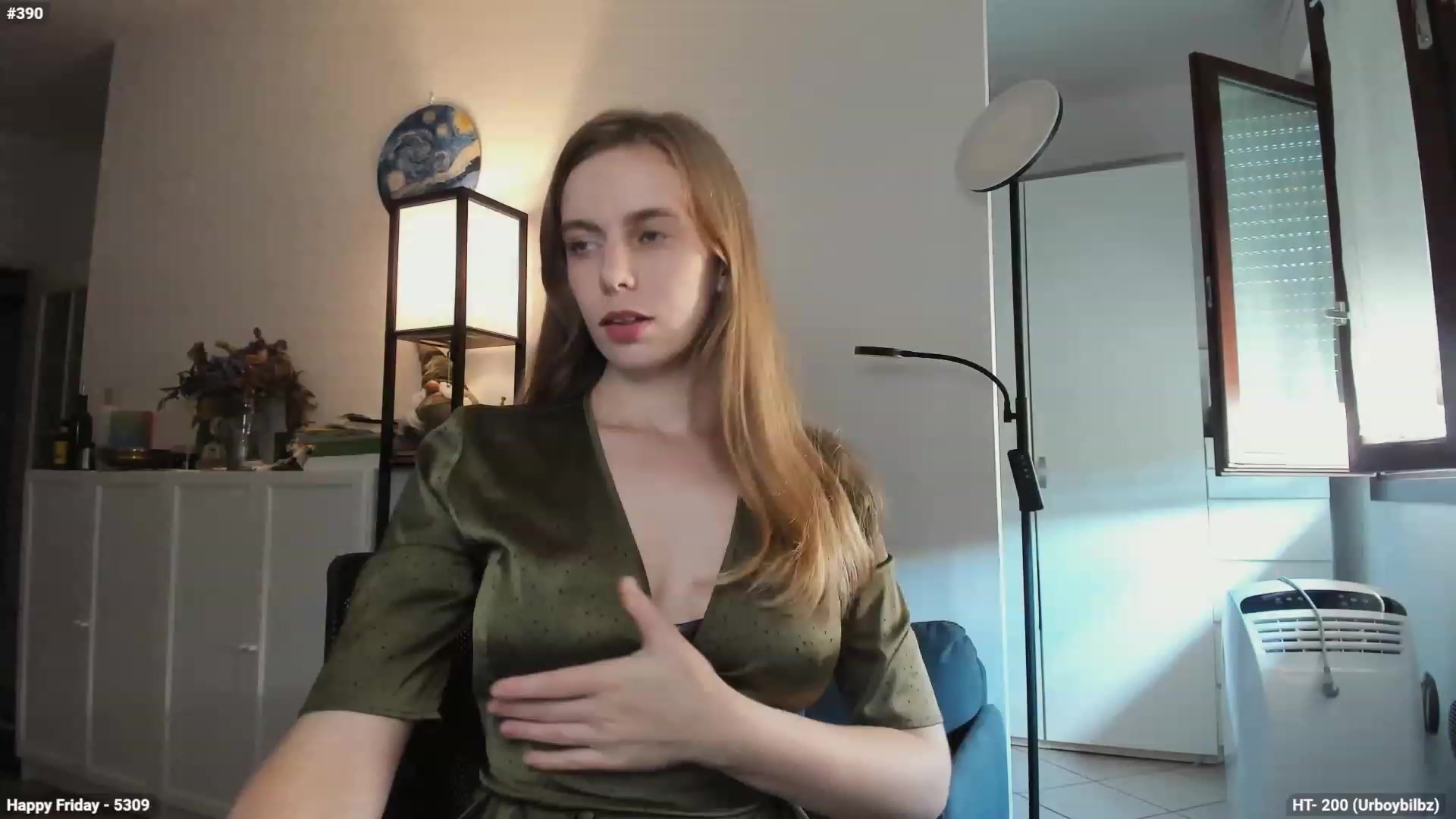 Gallery image thumbnail from Personage's myfreecams stream on, 10/13/2023, 14:31 image 10 of 20